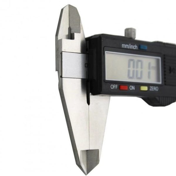 kcfyvauvfvyayv.jpg Електронний цифровий Штангенциркуль Digital Caliper 0-150 мм з LCD дисплеєм у кейсі мікрометр електронний