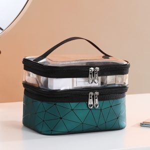 Косметичка жіноча 14444 23х16х17 см зелена Косметичка жіноча 14444 23х16х17 см зелена