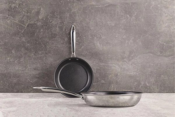 Набір сковорідок Bergner Pure BGEU-5506 2 предмети сріблястий Набір сковорідок Bergner Pure BGEU-5506 2 предмети сріблястий