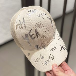 Кепка-бейсболка Написи 8425 56-58 см бежева Кепка-бейсболка Написи 8425 56-58 см бежева