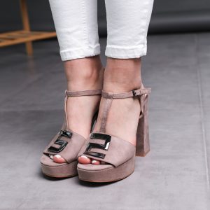 Жіночі босоніжки Fashion Beatrice 3110 37 розмір 24 см Бежевий