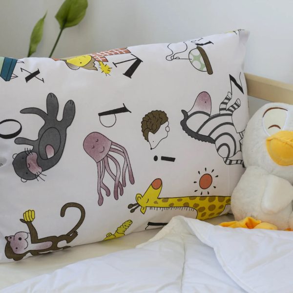 Подушка дитяча ТЕП LITTLE FRIENDS Animal Alphabet 3-04747_33909 40х60 см Подушка дитяча ТЕП LITTLE FRIENDS Animal Alphabet 3-04747_33909 40х60 см