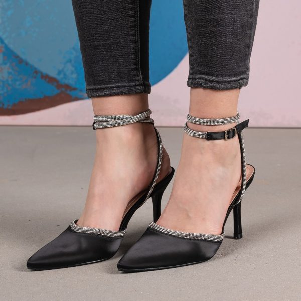 Жіночі босоніжки Fashion Catherin 3974 39 розмір 25 см Чорний Жіночі босоніжки Fashion Catherin 3974 39 розмір 25 см Чорний